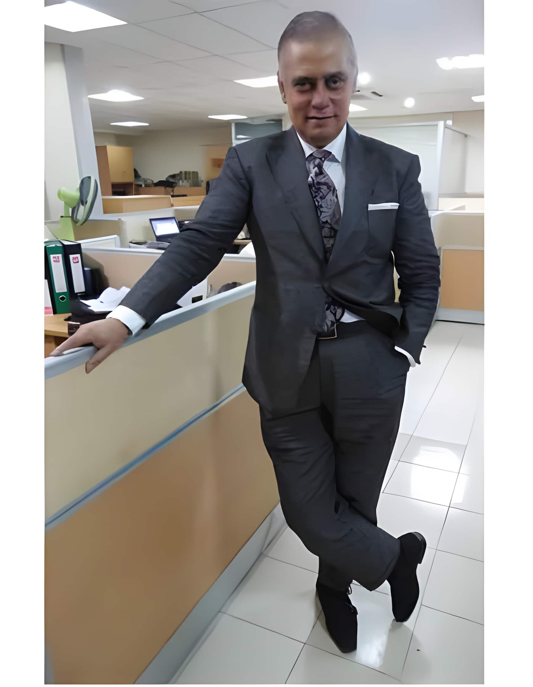 2 Button Dark Charcoal Gray White Cotton Shirt