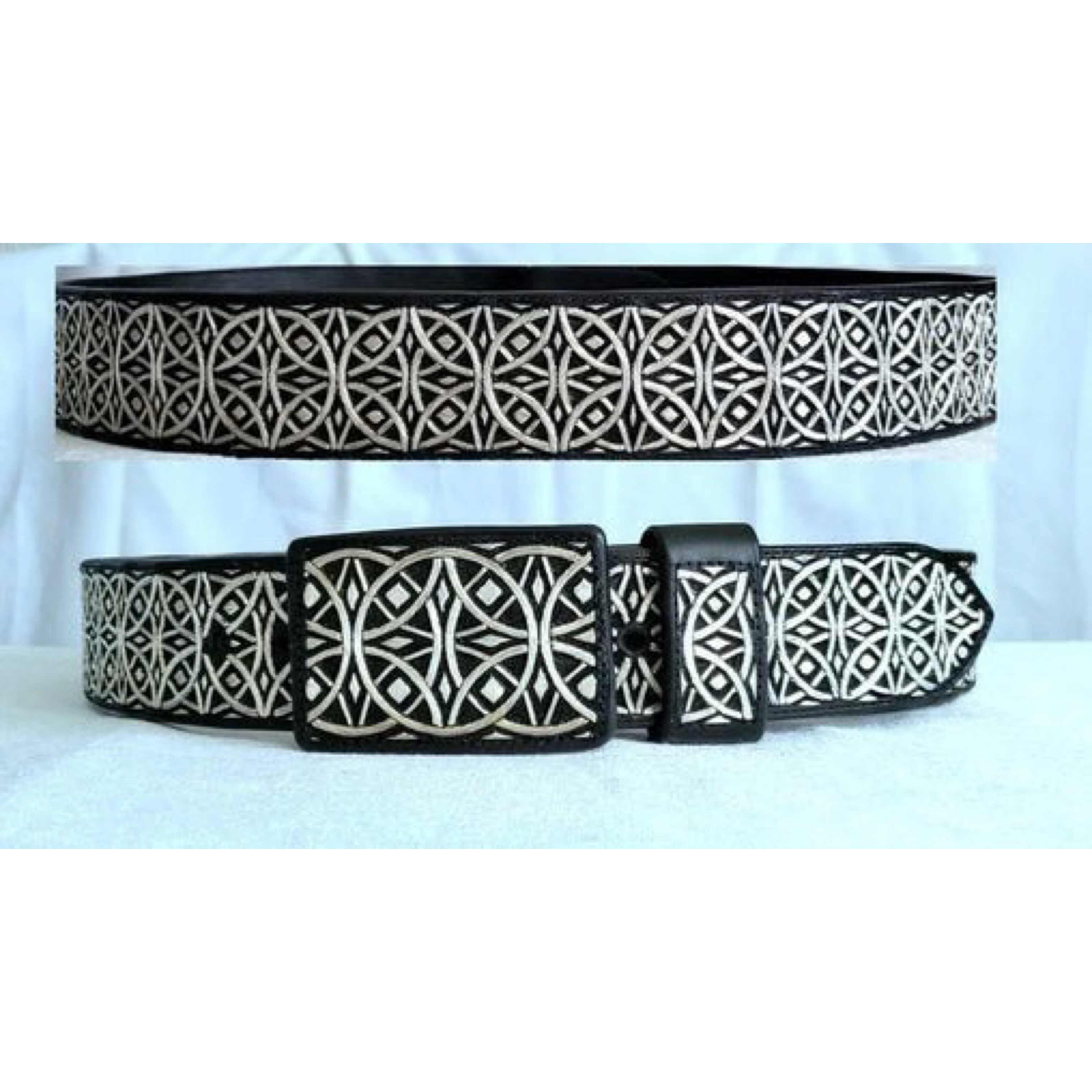 Cintos Con Hilo de Plata