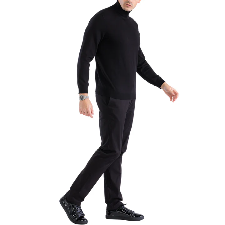 Men's Black Pullover Turtleneck Sweater
