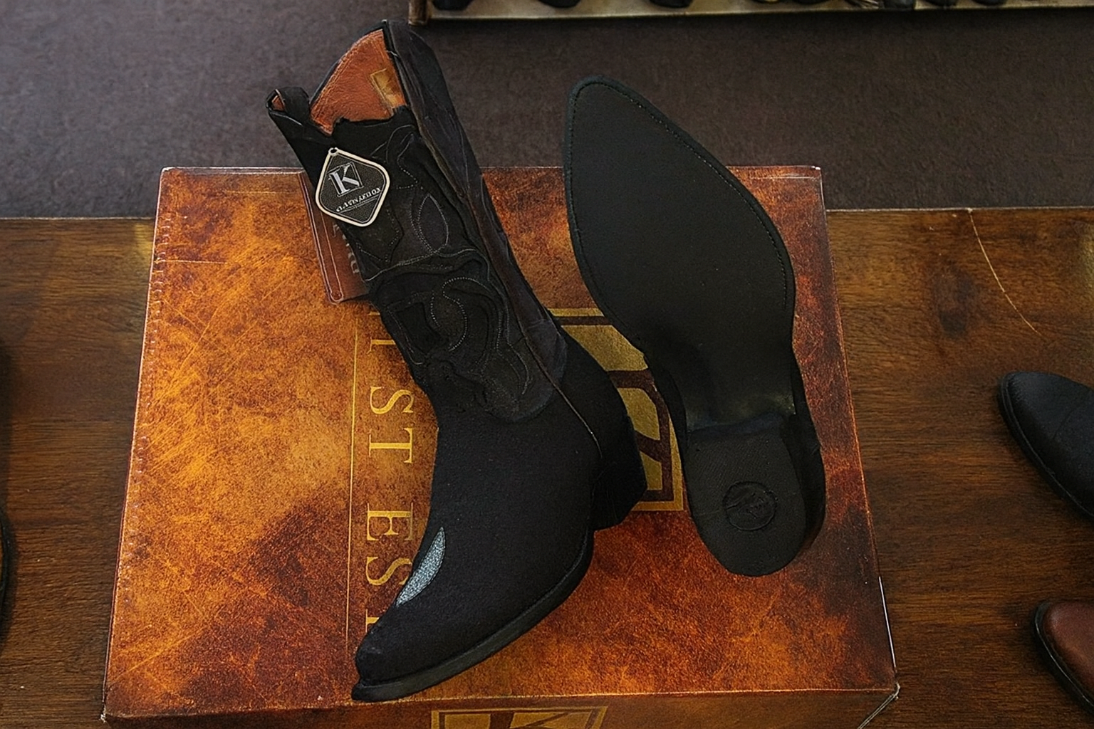 Mens Genunie Stingray mantarraya skin King Exotic Boots Cowboy Style By los altos Boots botas For Sale Snip Toe Western Cowboy Black Dress Cowboy Botas de mantarraya - Mantarraya boots Cheap Priced For Sale Online