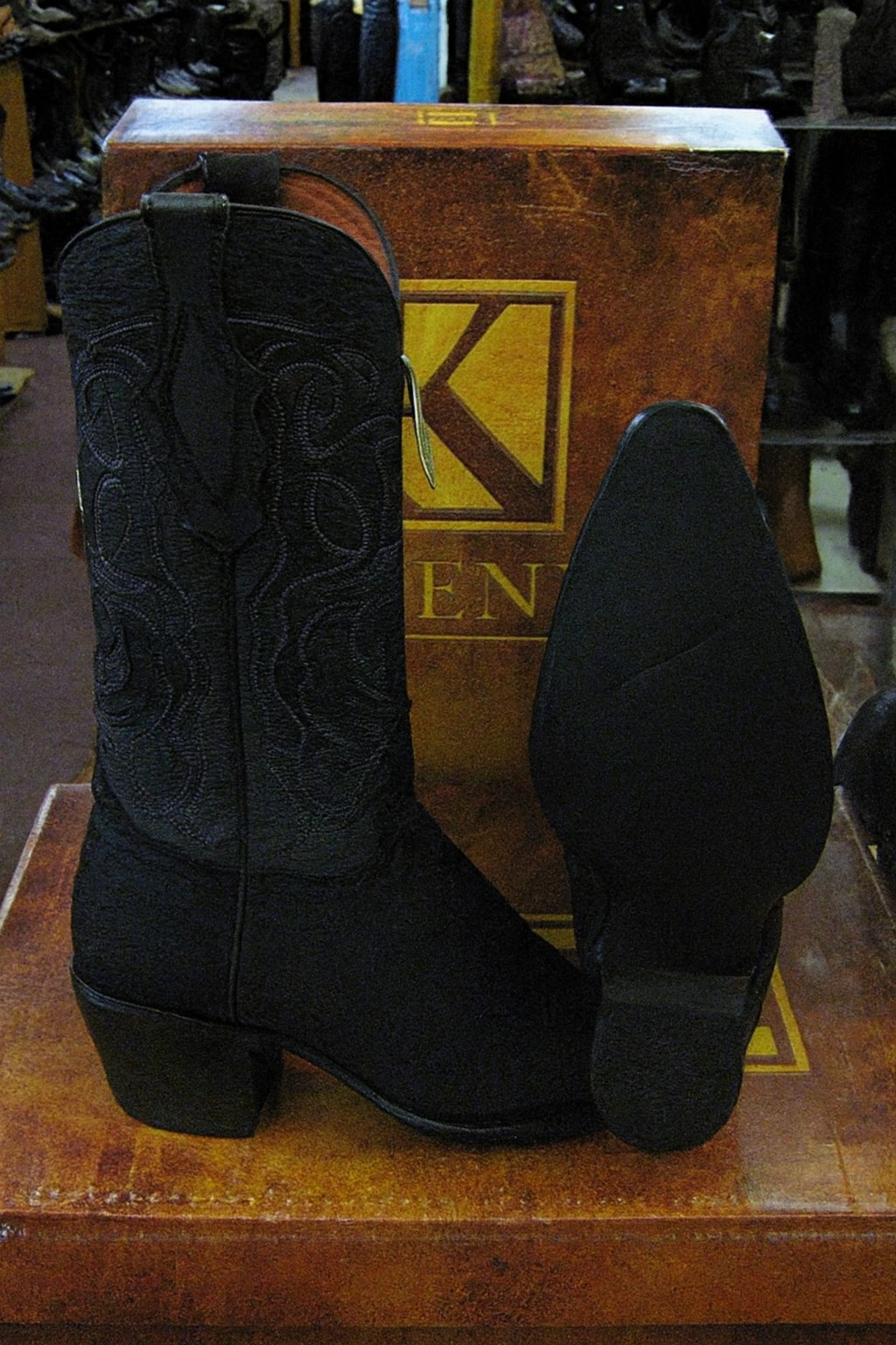 Mens Genunie Stingray mantarraya skin King Exotic Boots Cowboy Style By los altos Boots botas For Sale Snip Toe Western Cowboy Black Dress Cowboy Botas de mantarraya - Mantarraya boots Cheap Priced For Sale Online