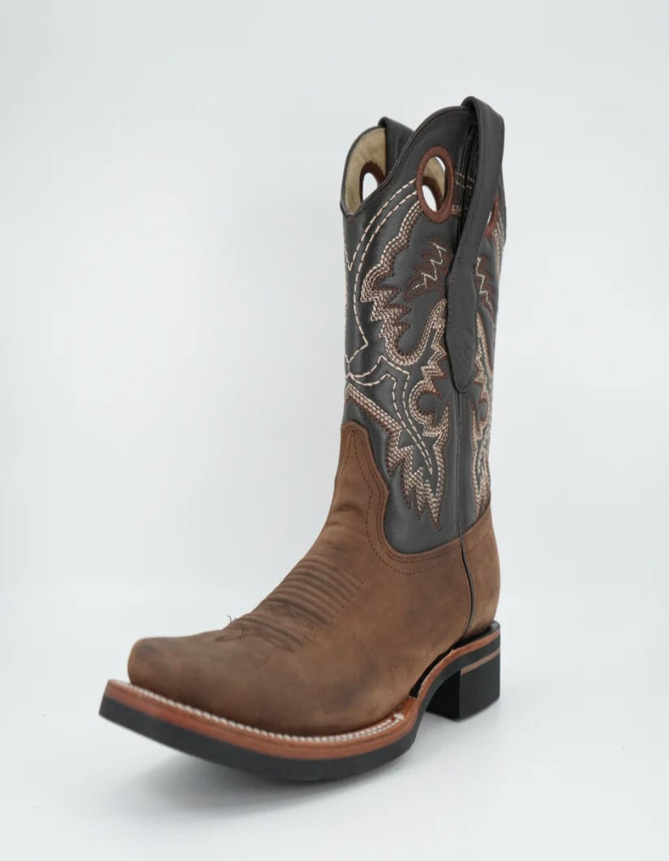 Men’s Wide Square Toe Crazy Brown Boot