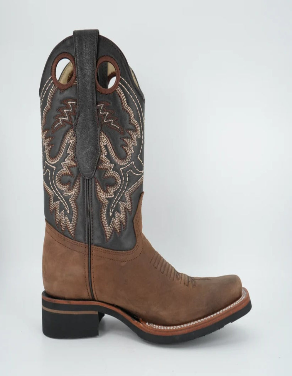 Men’s Wide Square Toe Crazy Brown Boot