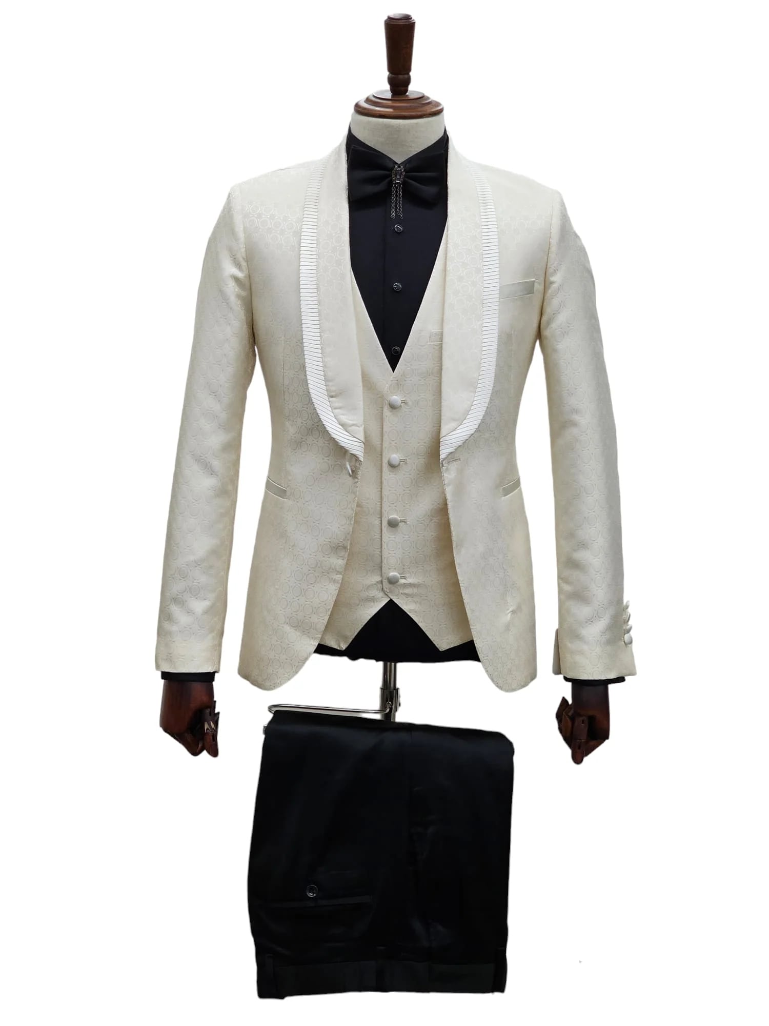 Ivory Cream Shawl Lapel Tuxedo