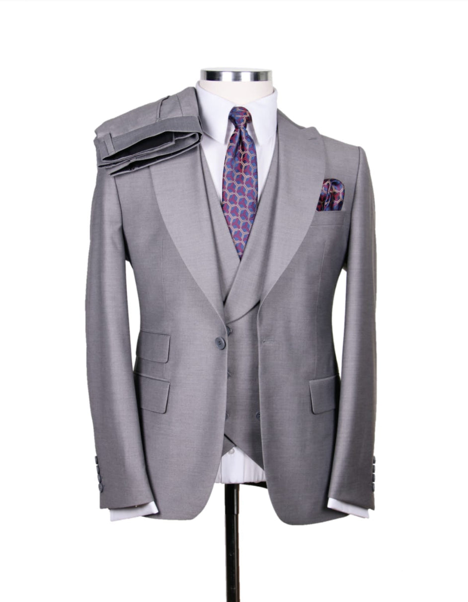 Gray Double Breasted Vintage Suit with Big Peak Lapel