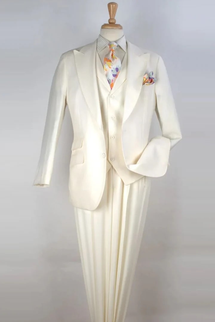 White Peak Lapel Groom's Vested Suit in Merino Wool