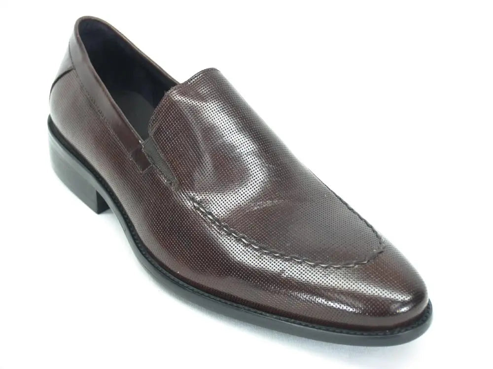 Textured Leather Loafer Carrucci