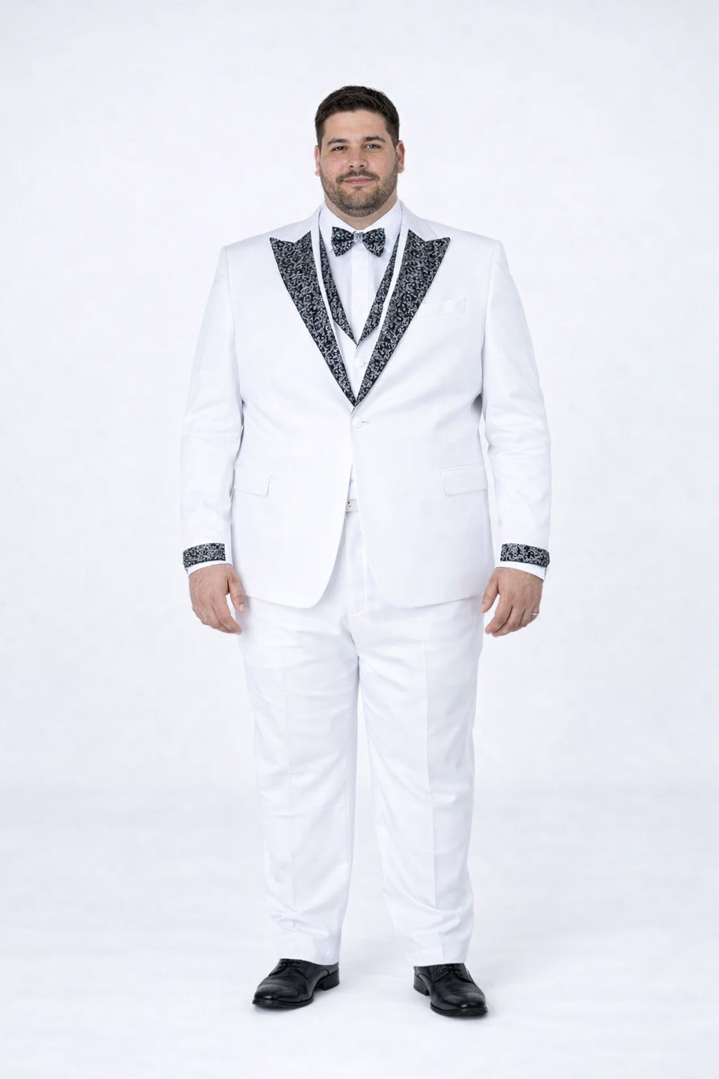 White Stone-Embellished Tuxedo – Peak Lapel 4-Piece Suit