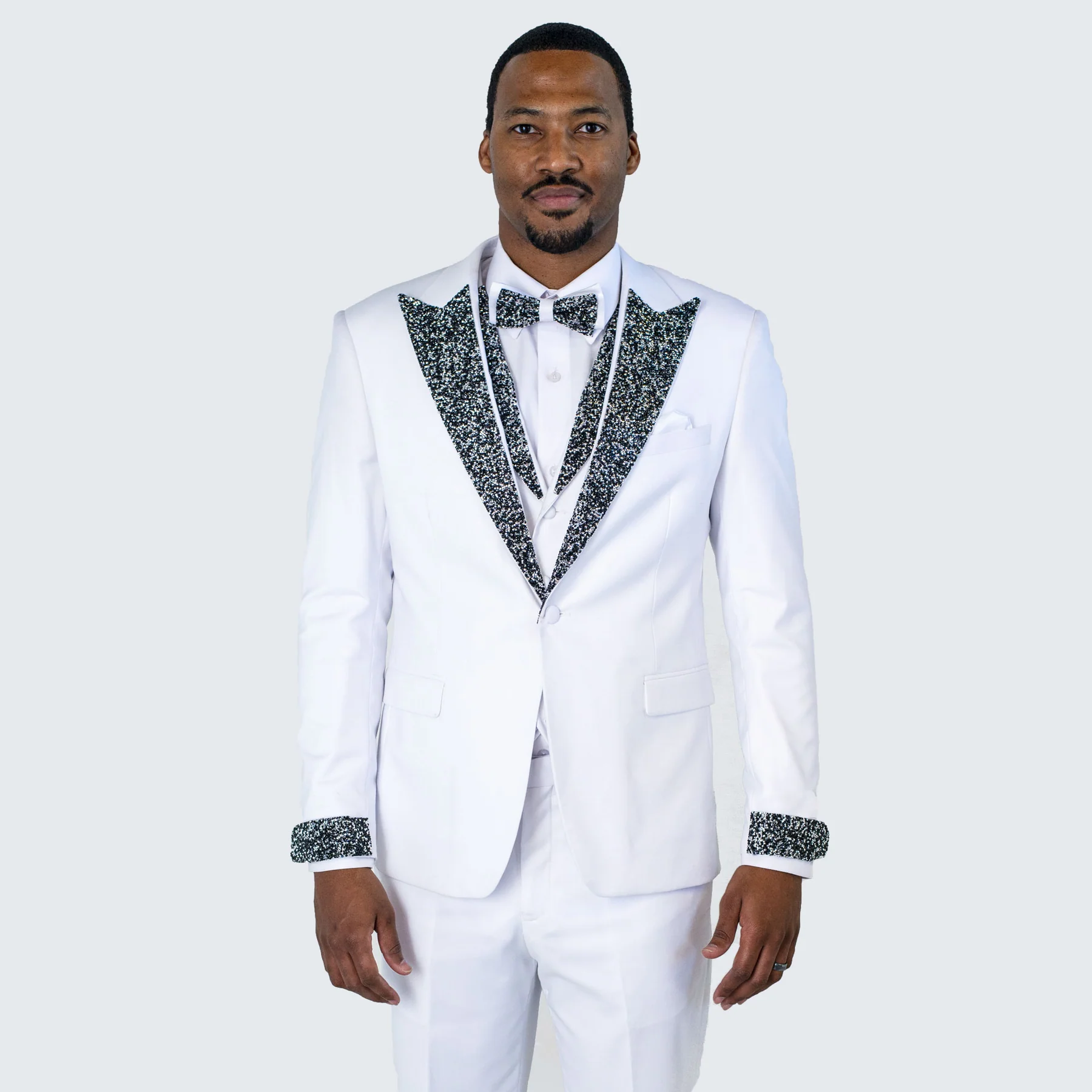 White Stone-Embellished Tuxedo – Peak Lapel 4-Piece Suit
