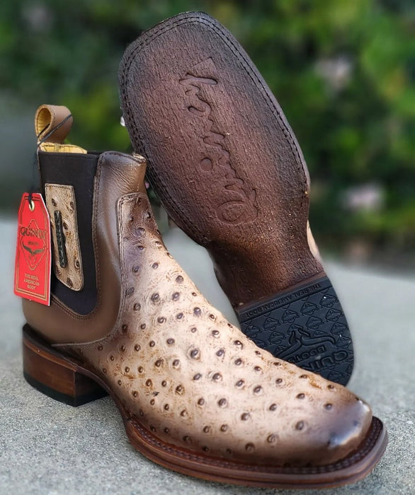 Botin de Avestruz Grabado con Punta Cuadrada Quincy Boots