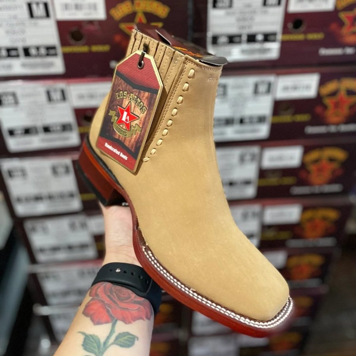 Botines Charros Gamuza Punta Cuadrada Mujer Arena