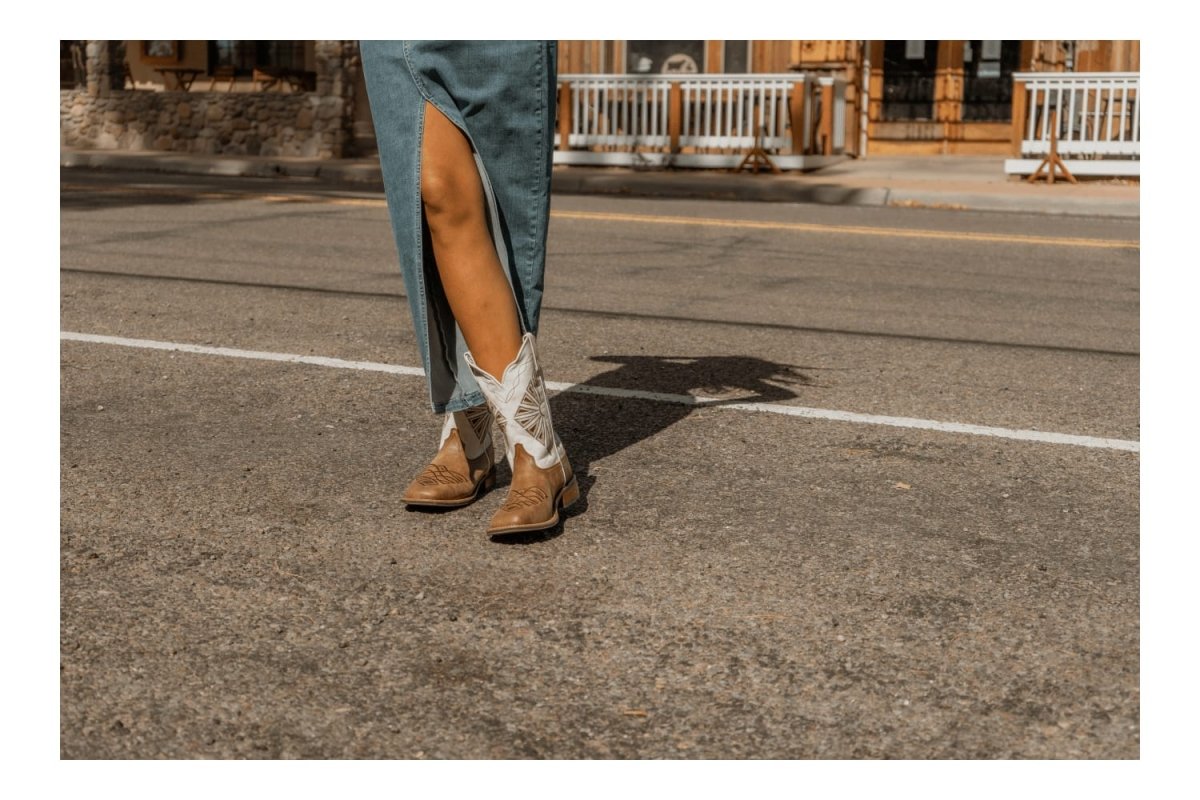 Laredo Kite Days Broad Square Toe Leather Boots