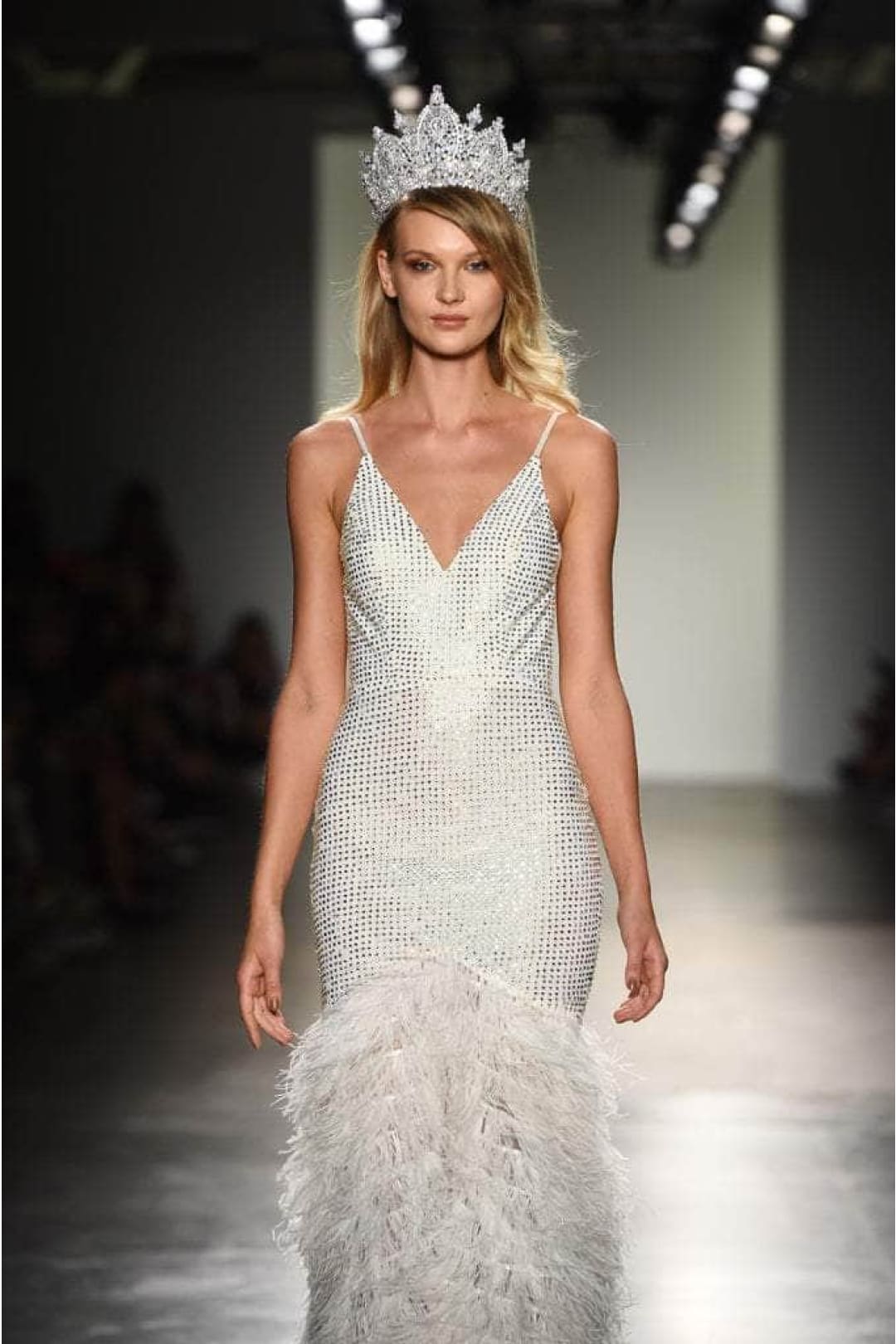 Portia and Scarlett PS6826 -long- V-Neck Feathered Dress