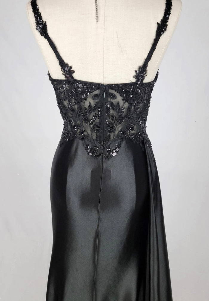Chicas C342 Elegant Evening Black Sweetheart Floor-Length High-Slit Satin Dress
