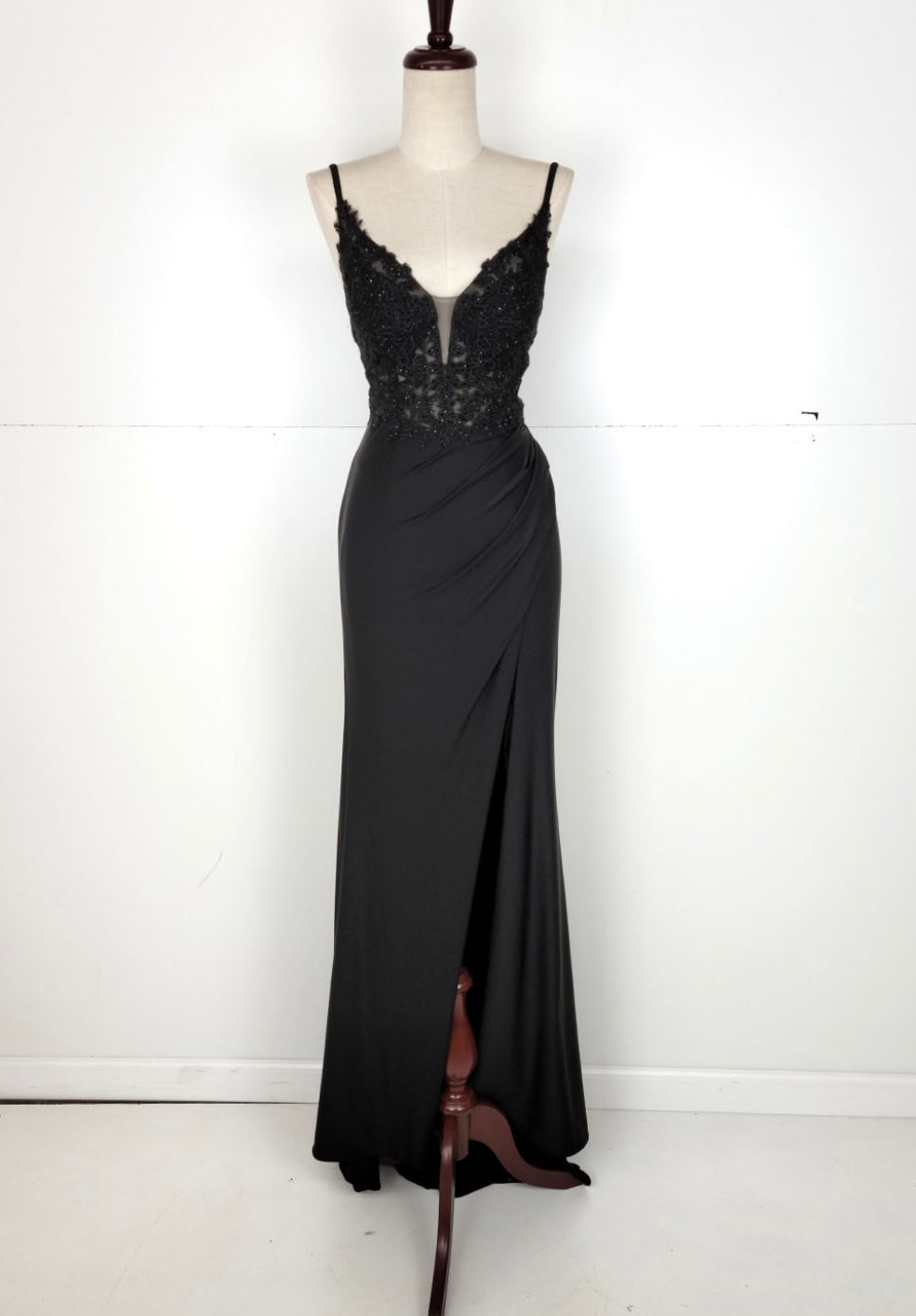 Chicas YG5033 Glam Prom Illusion Floor-Length High-Slit Strappy Lace Dress