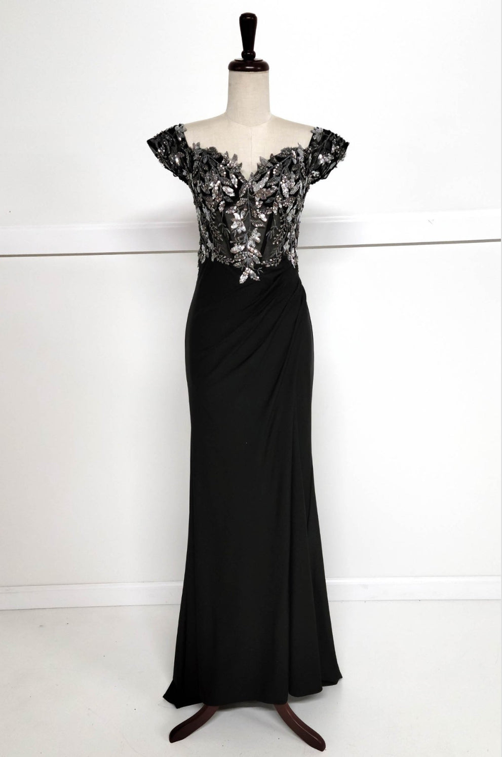 Chicas YG5027 Off-Shoulder Floor-Length High-Slit Formal Fabric Dress