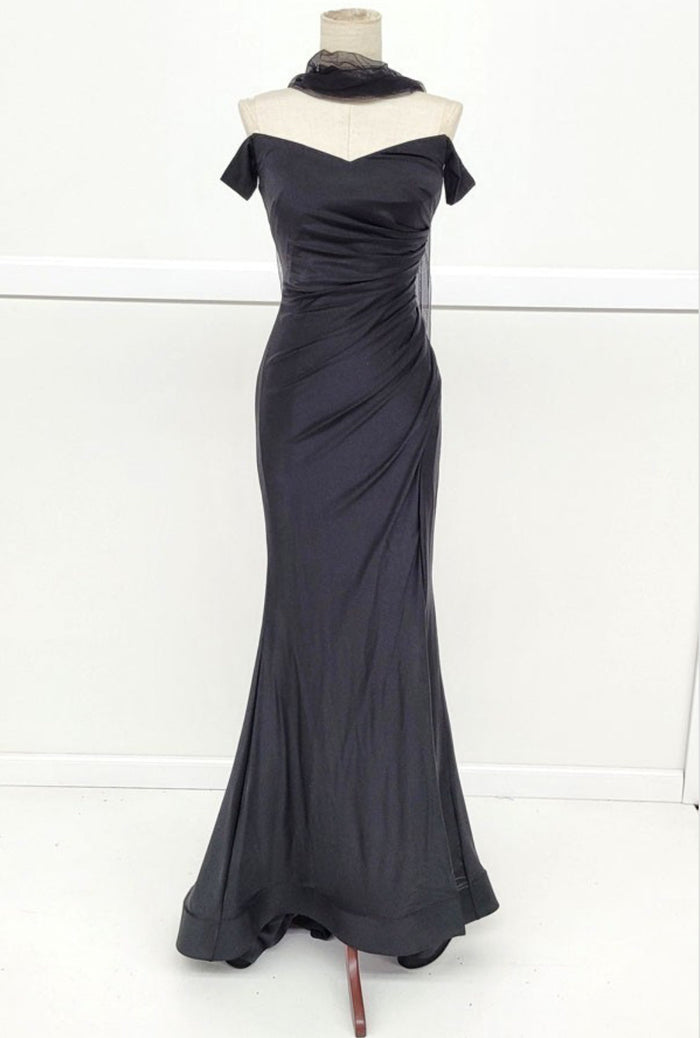 Chicas YG5025 Solid-Color Mermaid Off-Shoulder High-Slit Fabric Dress