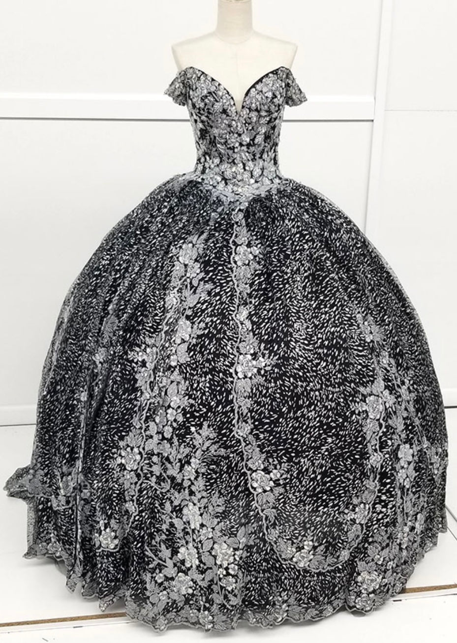Chicas HF3039 Printed Quinceañera Black BallDress Sweetheart Floral Lace Dress