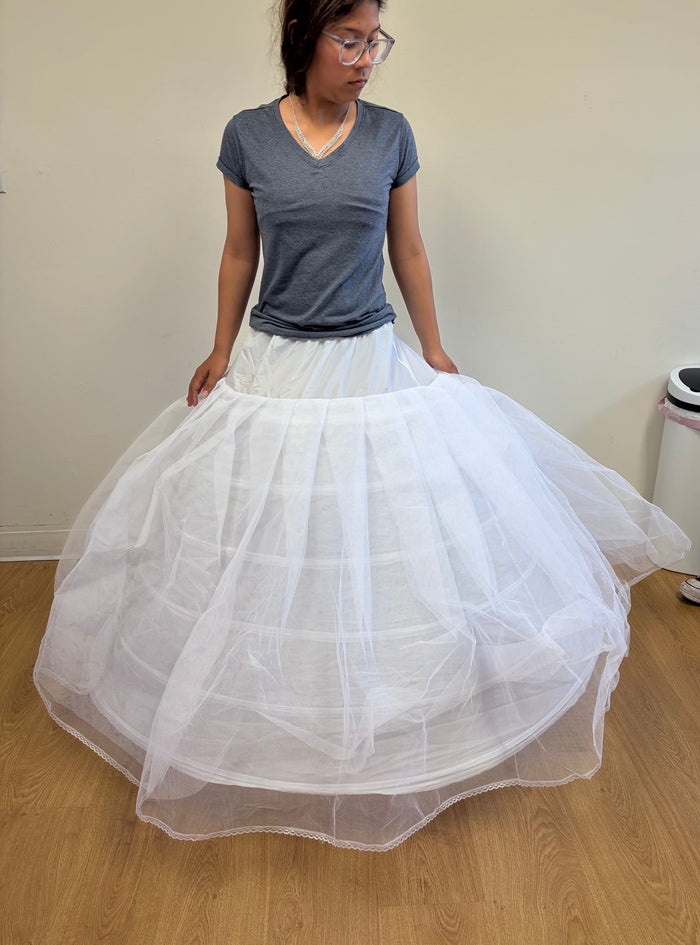 Crinoline 6 Hoop Skirt Petticoat for Ball Gowns & Quinceanera Dresses