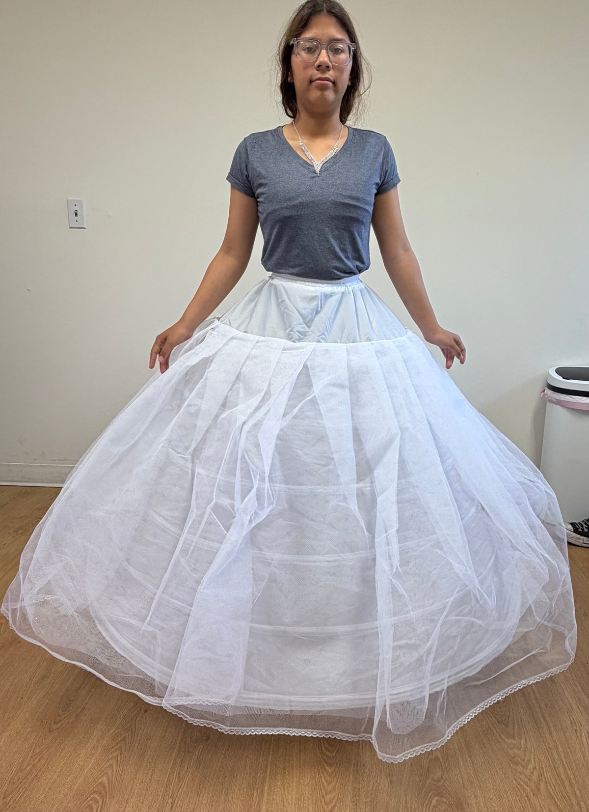 Crinoline 6 Hoop Skirt Petticoat for Ball Gowns & Quinceanera Dresses