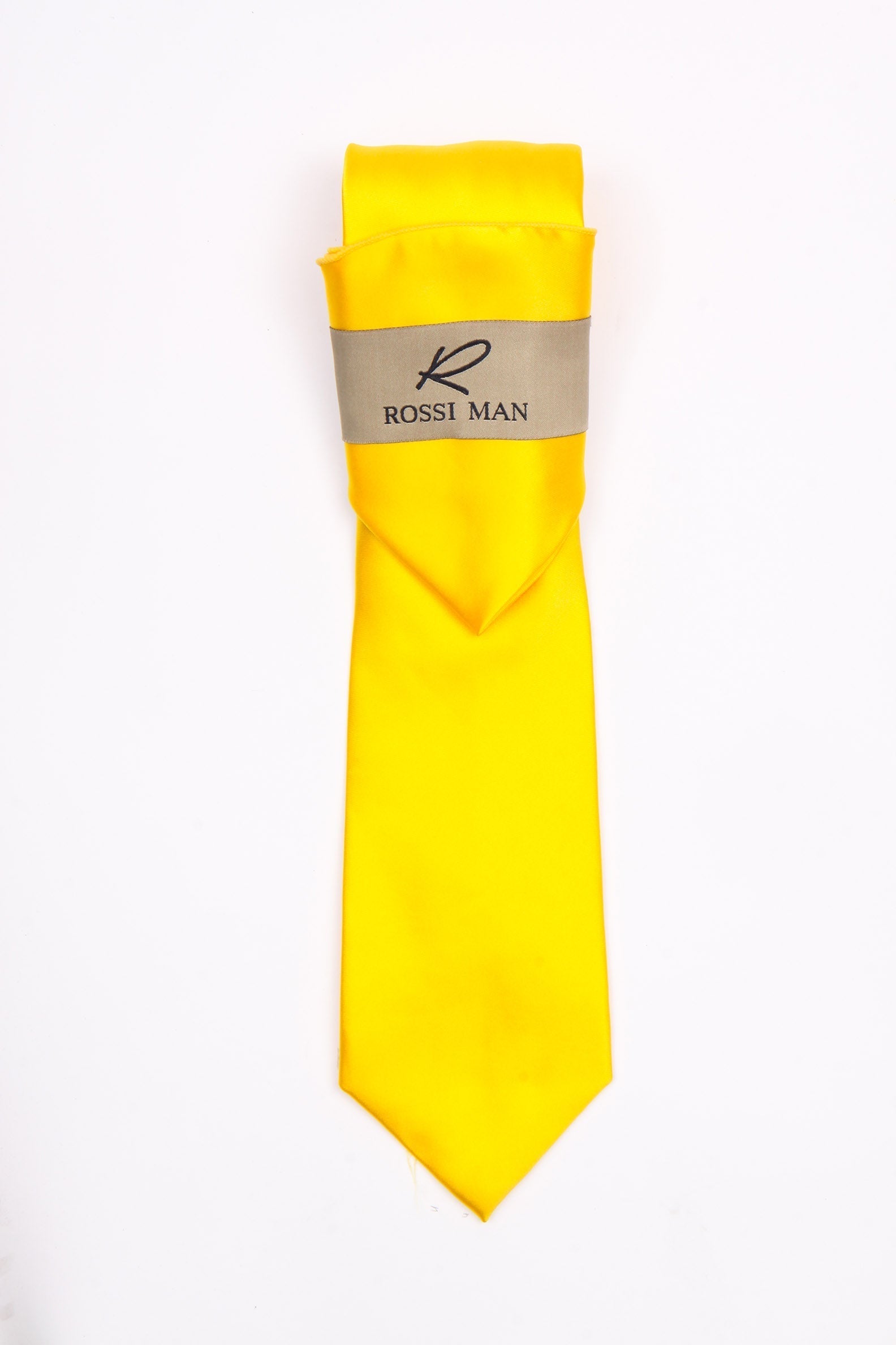 Rossi Man Yellow Tie and Pocket Round