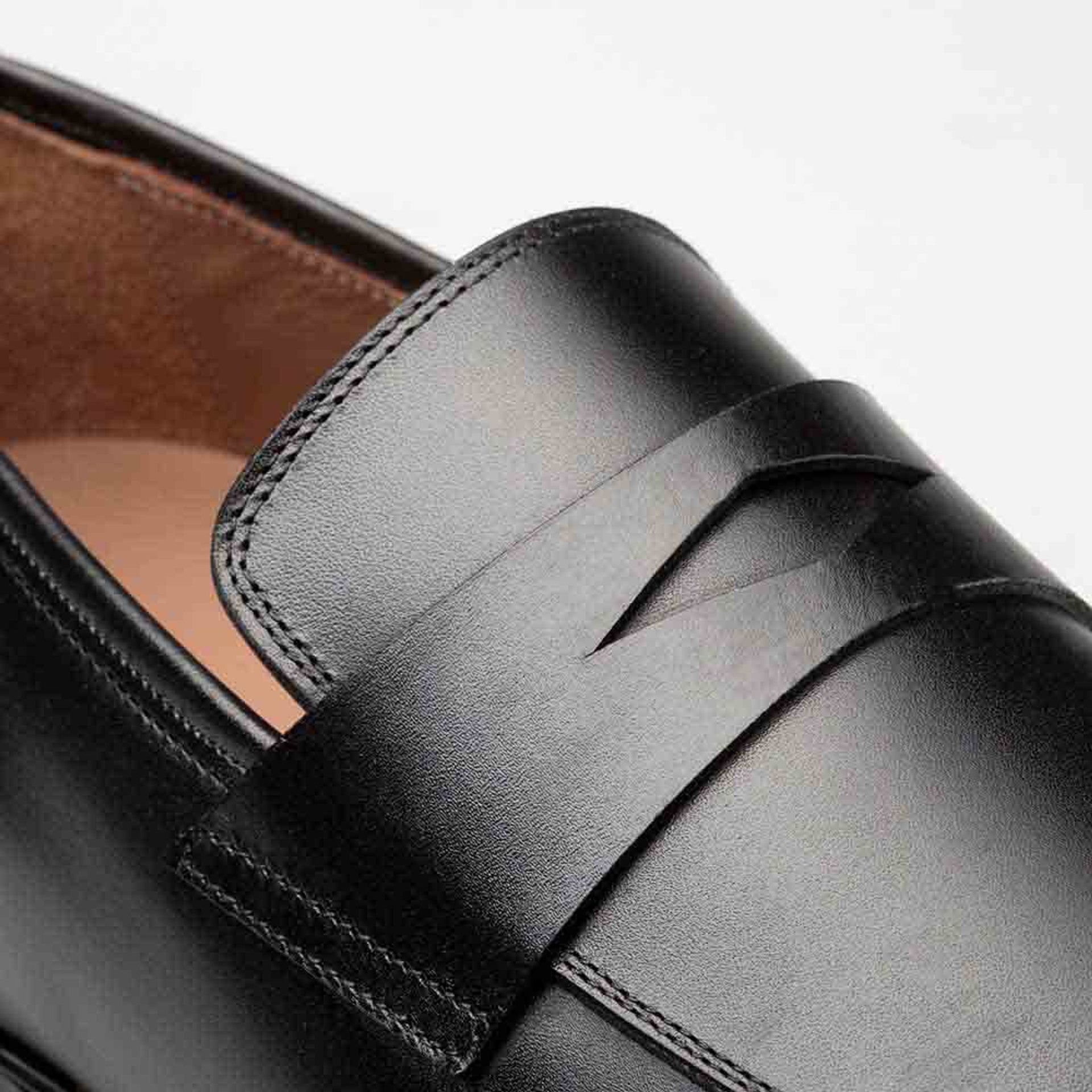 Avenue Rubber Sole Penny Black MenŸ??s Loafer Shoes By Mezlan Made In Spain Brand