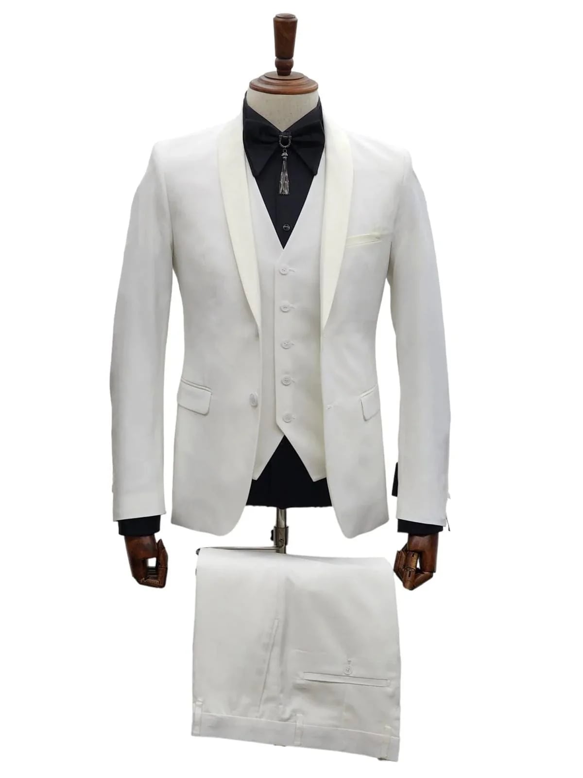 Ivory Tuxedo Cream 2 Button Wedding Suit