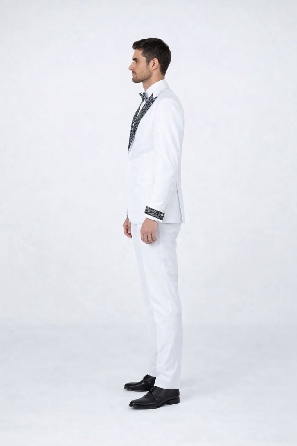 White Stone-Embellished Tuxedo – Peak Lapel 4-Piece Suit
