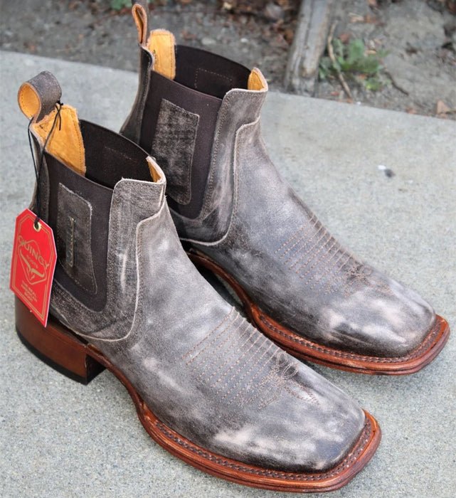 Botin Charro Quincy con Punta Cuadrada Cafe Claro