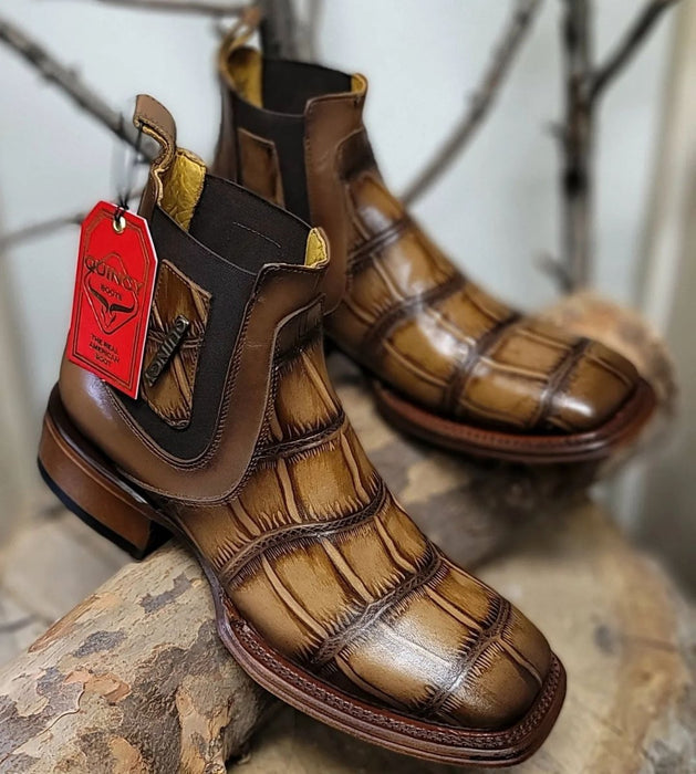 Botin de Cocodrilo Grabado con Punta Cuadrada