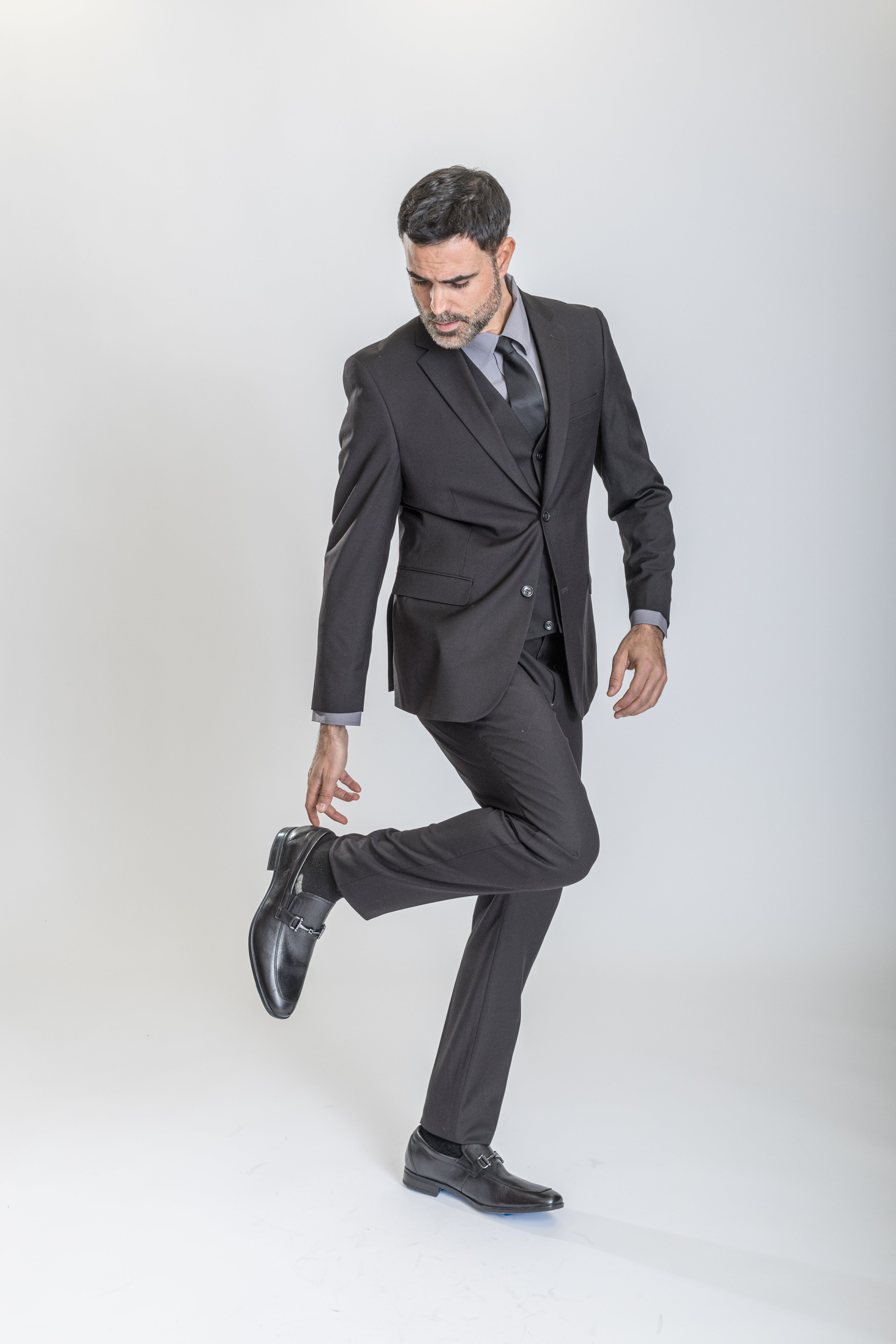 Caravelli Suit - Designer Caravelli Jacket and Pants in Color Solid Black