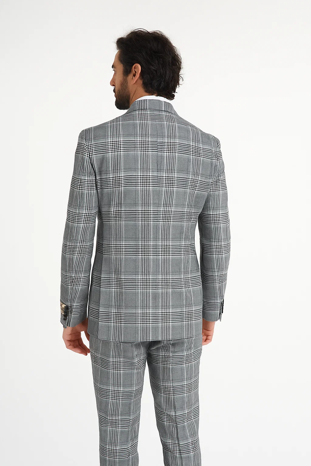 Classic Fit in Black and White Plaid Color by Rossiman