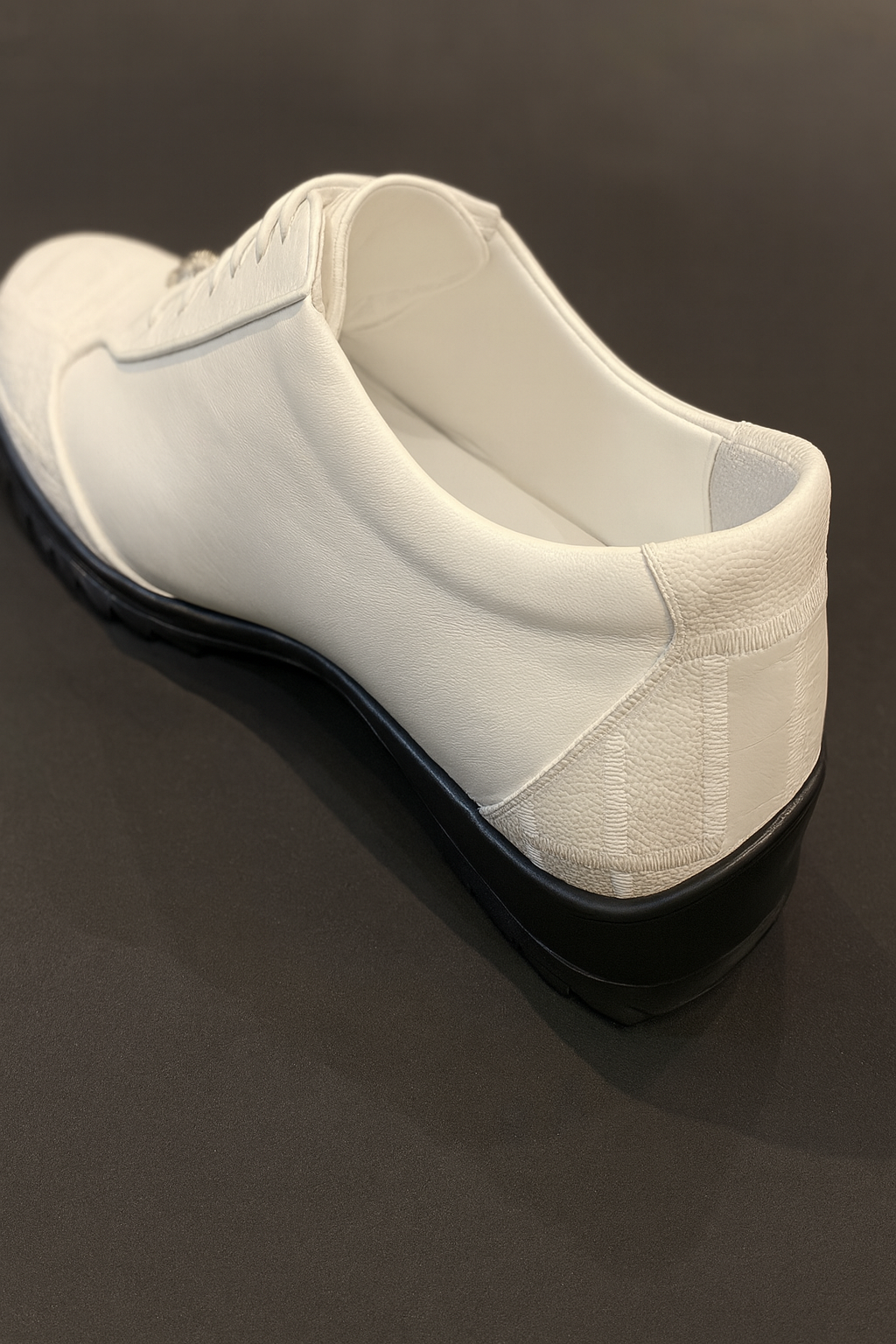 Los Altos Ostrich Leg Lace-Up Sneakers White