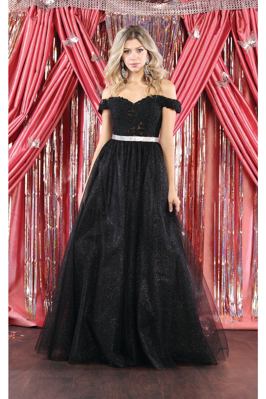 Formal Dresses & Gowns