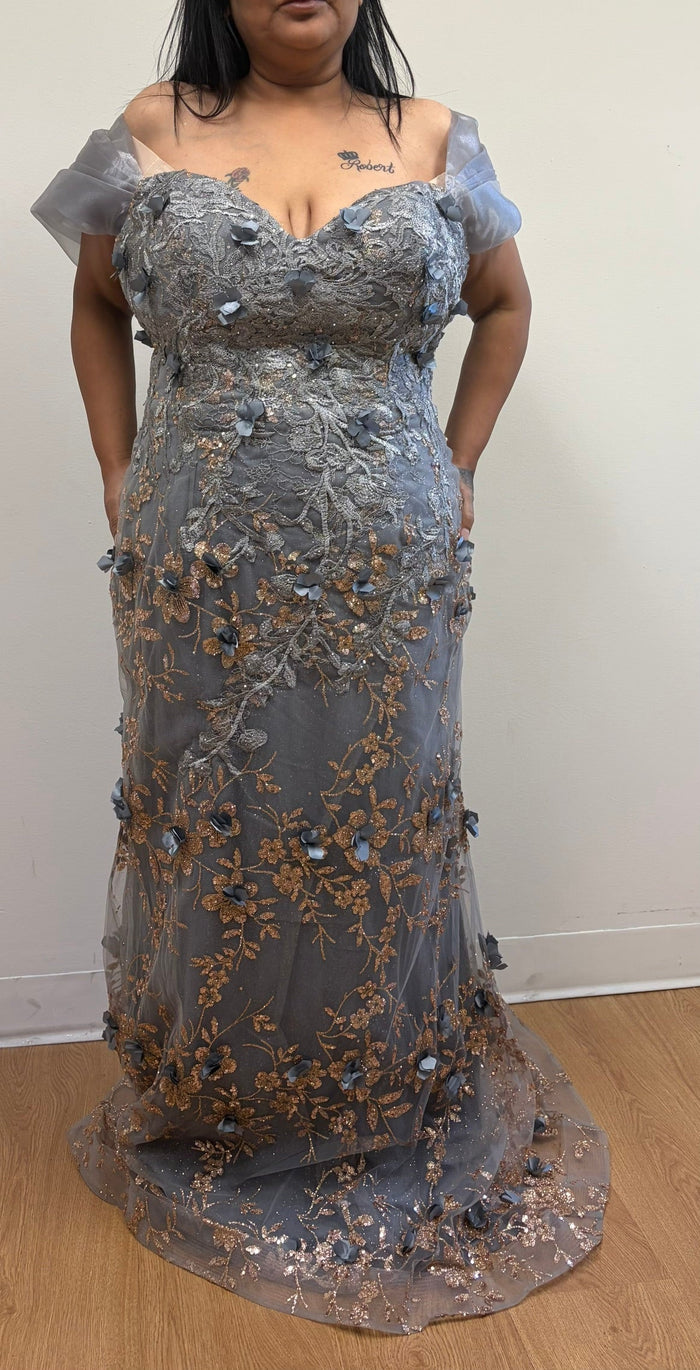 Off Soulder 3D Floral Applique Red Carpet Dress-New Collection
