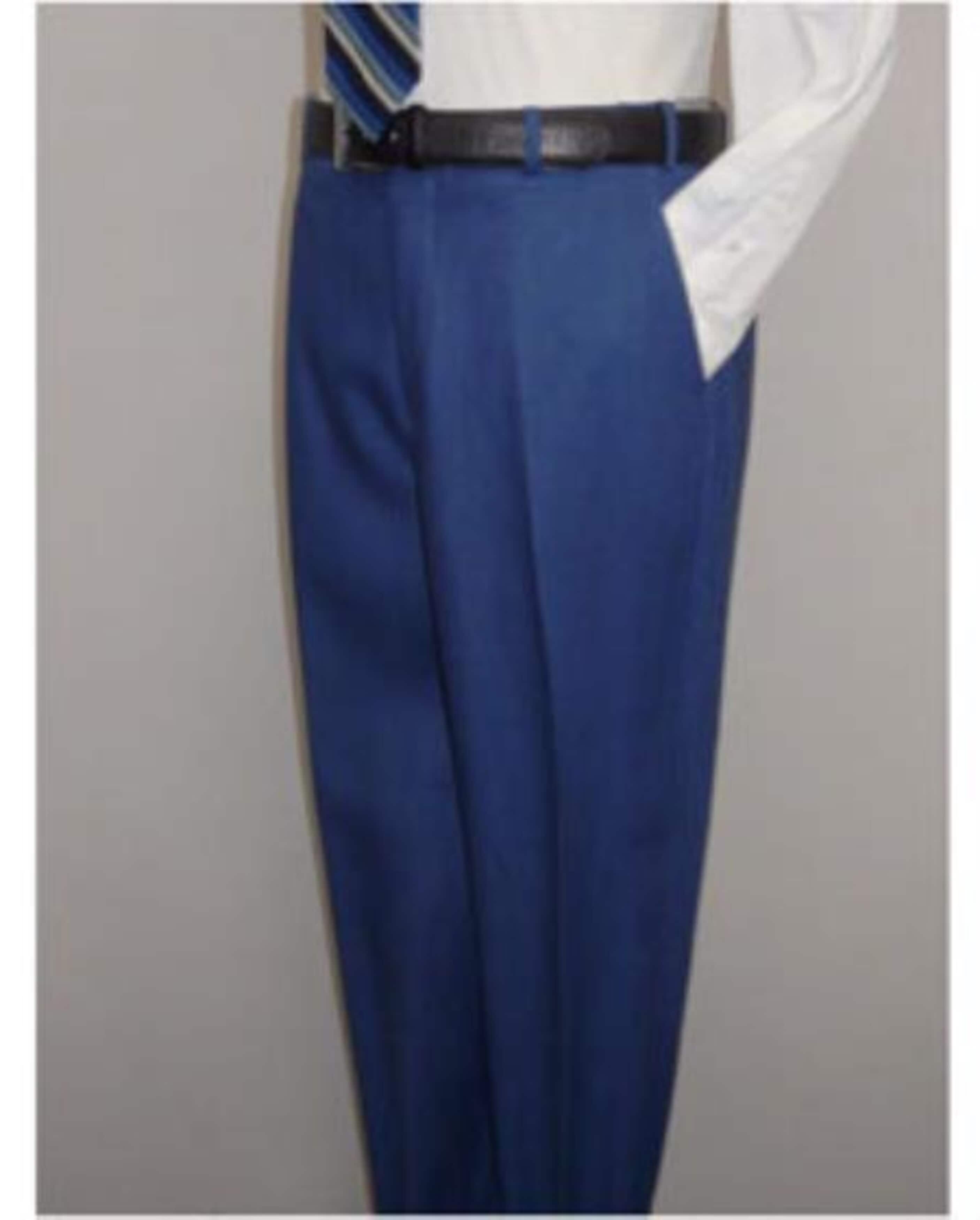 Men's Linen Suit in Bold Blue Tones