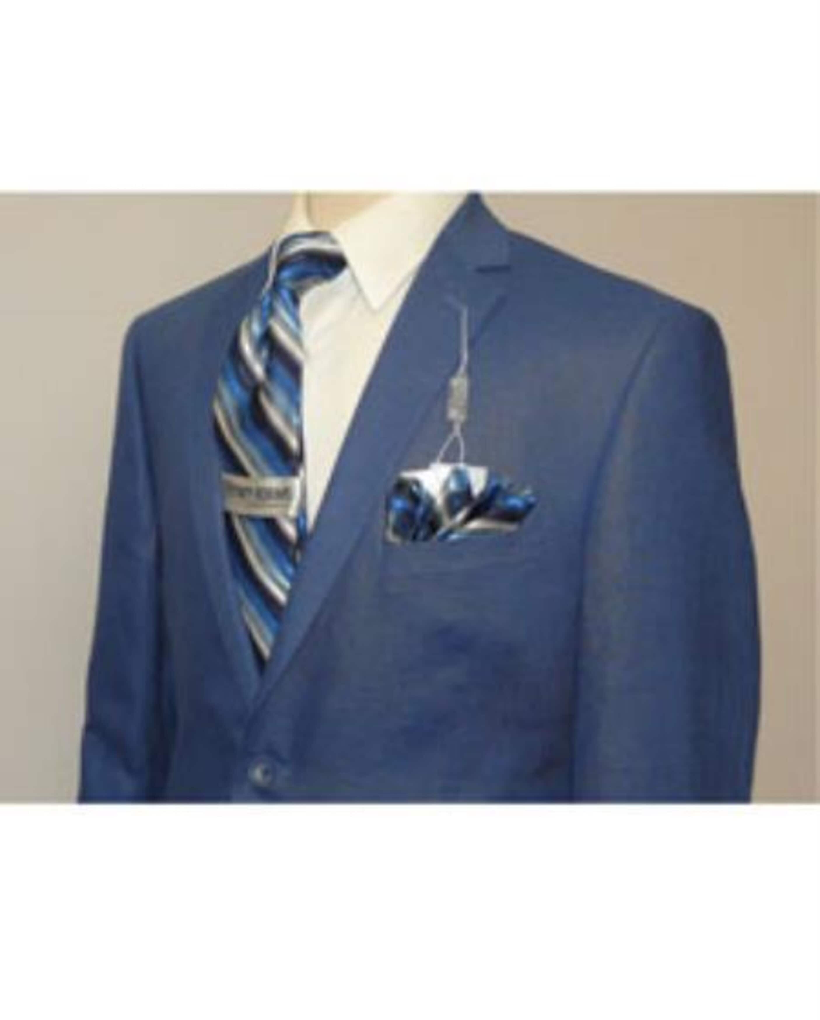 Men's Linen Suit in Bold Blue Tones