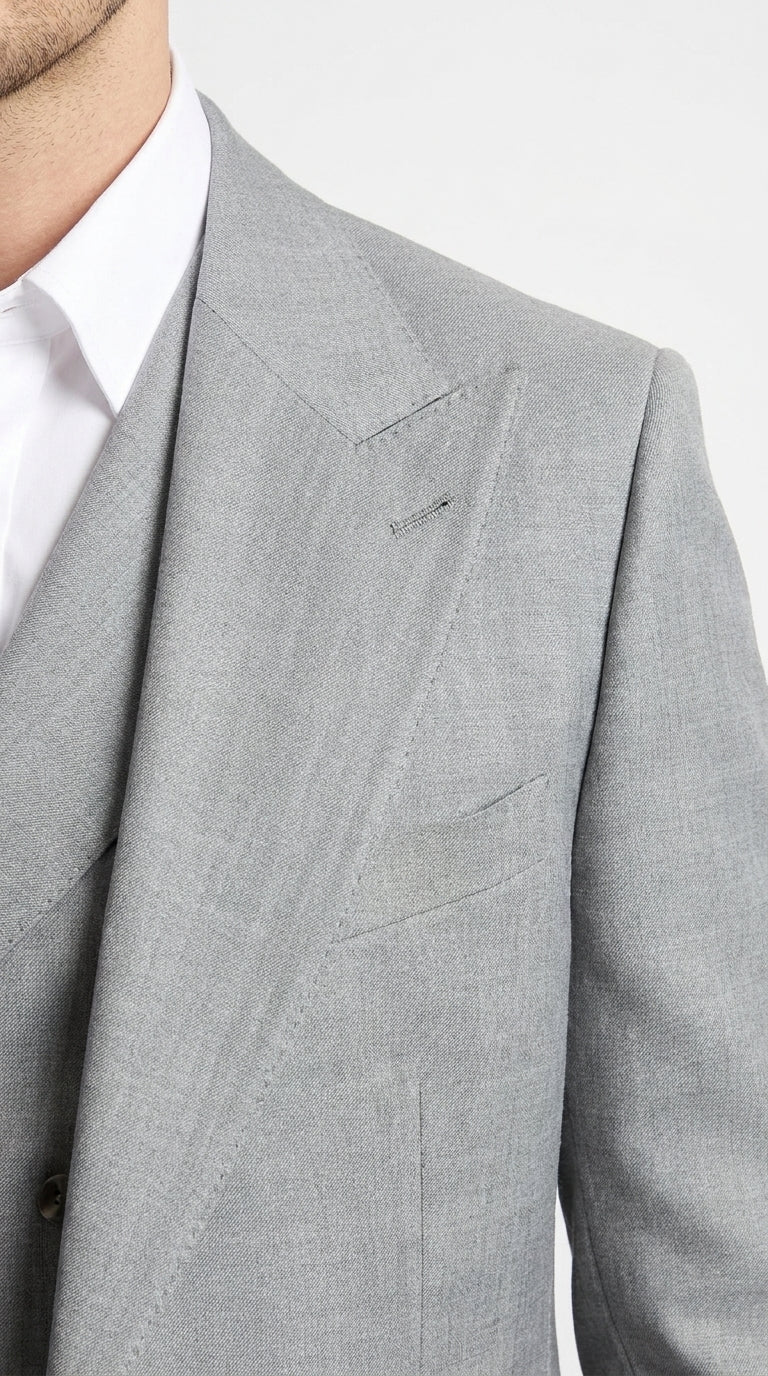 Men’s Grey Classic Fit 3-Piece Suit – Double-Breasted Vest with Pleated Pants for Atheltic Fit Real Super 150's Wool, Business and Formal Events