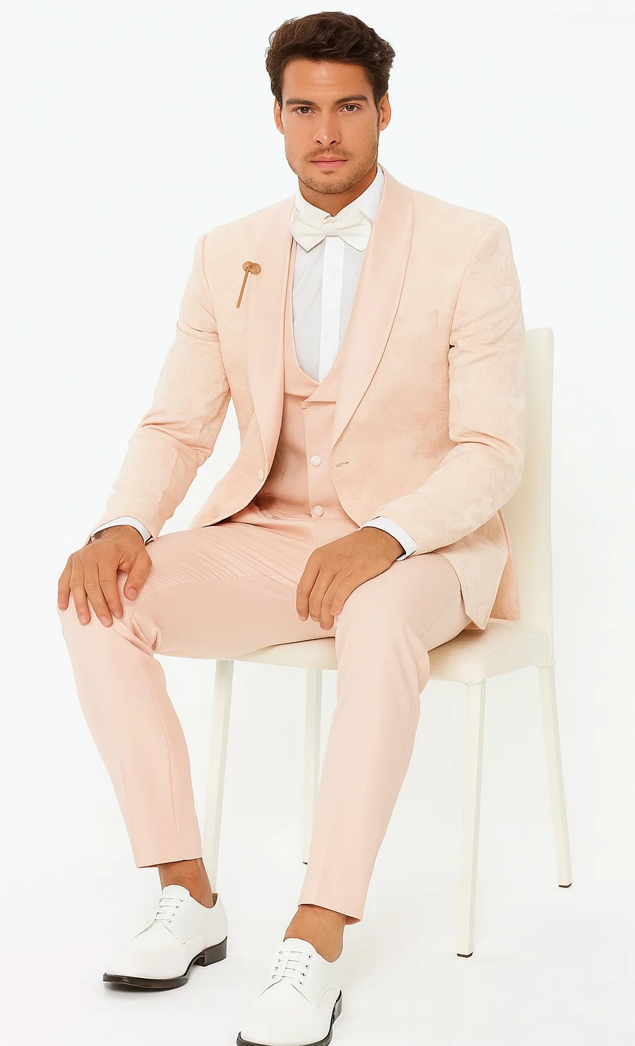 Pink Paisley Tuxedo with Shawl Lapel – 4 Piece Set