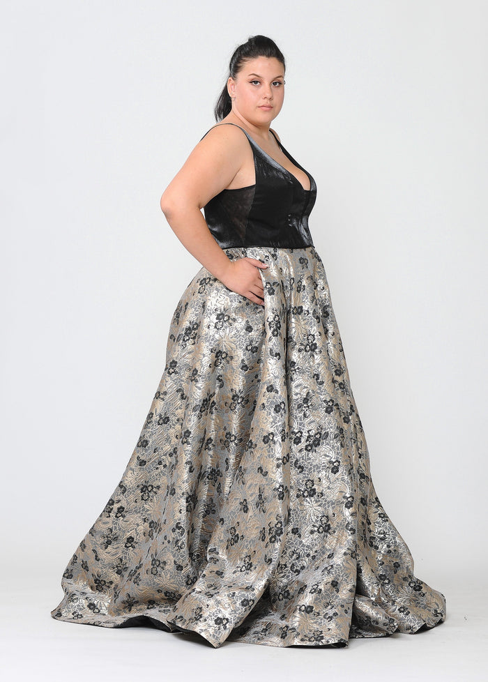 Poly USA W1012 Plus Size Long V-Neck Dress with Print Skirt