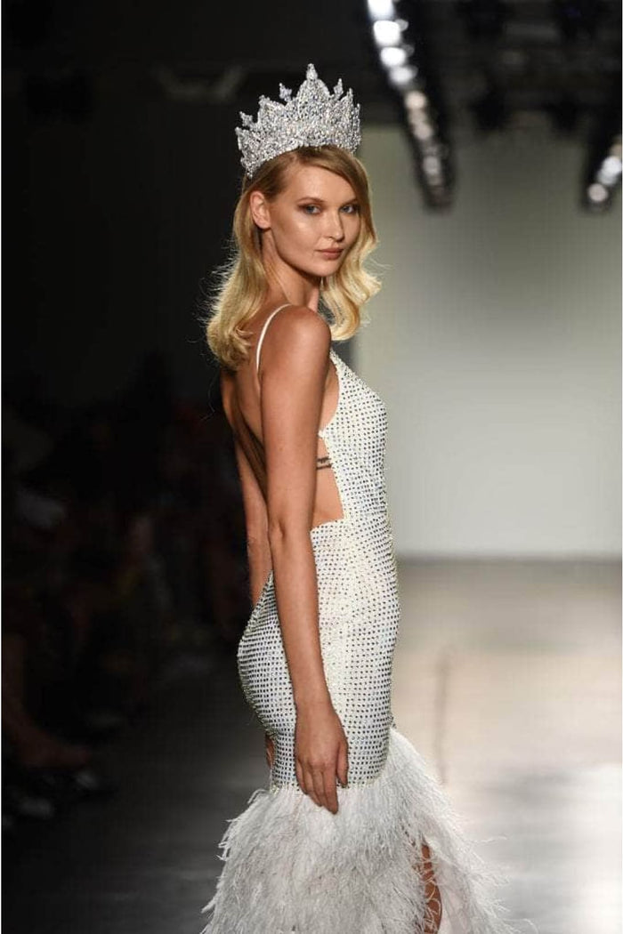 Portia and Scarlett PS6826 -long- V-Neck Feathered Dress
