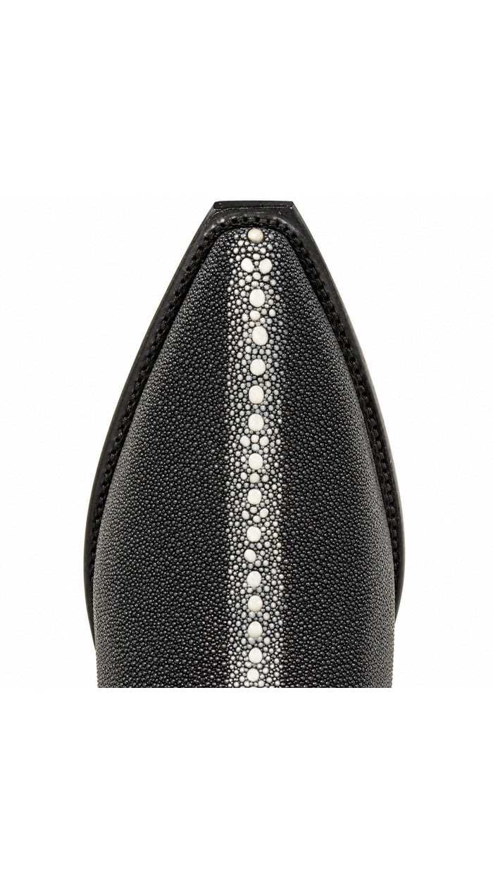 Los Altos Row Stone Stingray Snip Toe Boot - Black