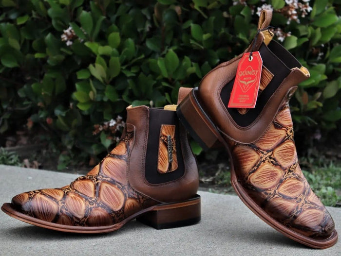 Quincy Wide Square Toe Ankle Boot Q82B1051